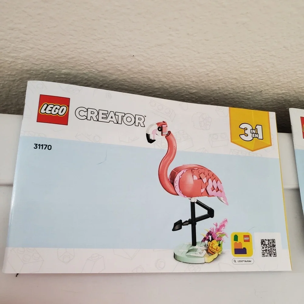 LEGO Creator 3in1 Exotic Pink Flamingo 31170 Parrot Axolotl Set with Manuals Mix